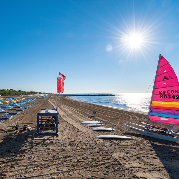 SpW-01-Windsurf-Camping-Mediterraneo